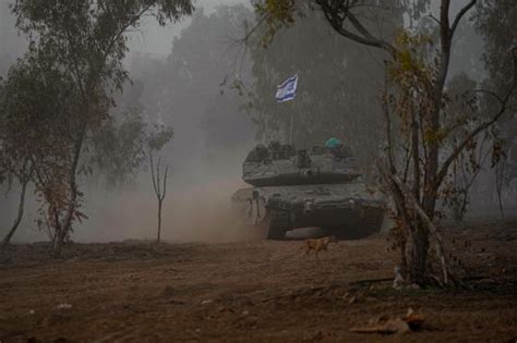 Israel and US show sharp divisions; Hamas tunnels flooded with seawater